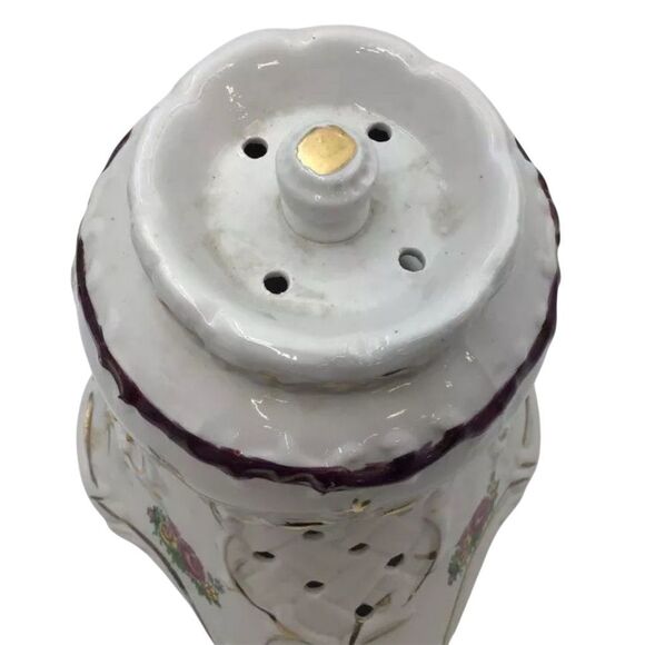 Vintage Porcelain Lampshade - Victorian Style with Roses and Gold Accents - Picture 4 of 6